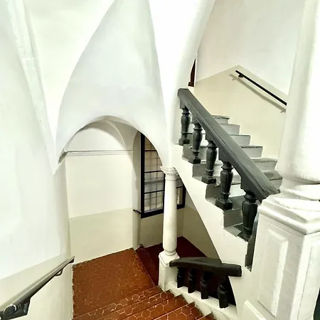 In Vieux-nice, Saleya Appartamento